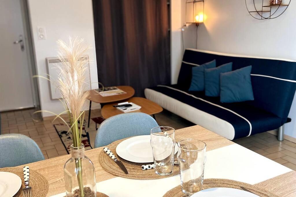 Le Saint-Amour Appartement Classe 2 Etoiles Екстер'єр фото