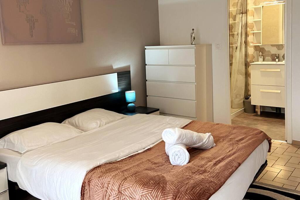 Le Saint-Amour Appartement Classe 2 Etoiles Екстер'єр фото
